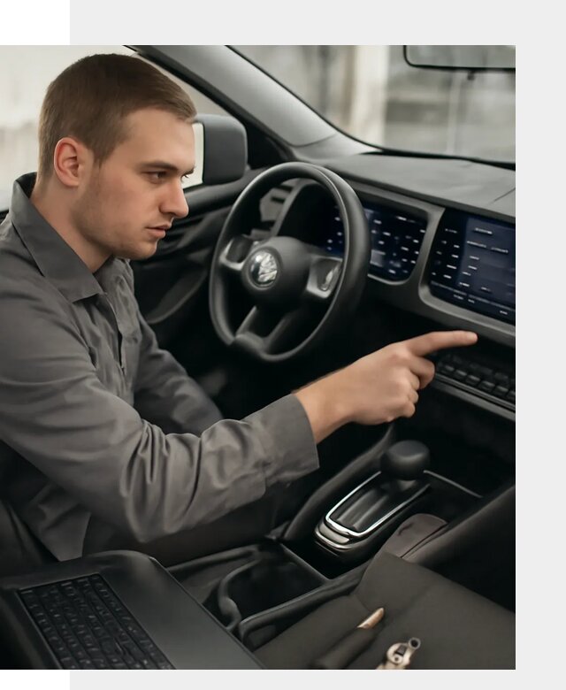 Русификация автомобиля Nissan N7 под ключ в Назарове официально